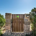 Elicriso Kır Evi